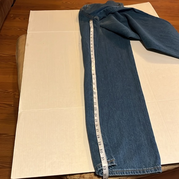 NWT-universal thread -size8(29” waist)-medium denim-relaxed, wide leg jeans. - Picture 13 of 13